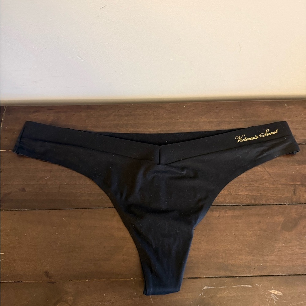 Victoria's Secret Black Logo Elastic Waistband